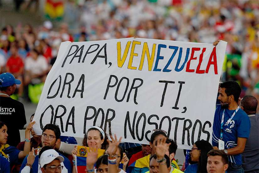 Locals shows solidarity with Nicaraguan, Venezuelan pilgrims en route to World Youth Day vigil