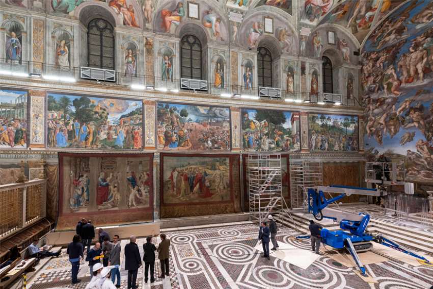 Raphael's tapestries briefly return to Sistine Chapel