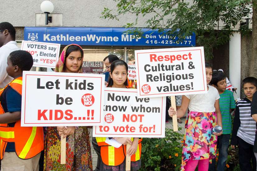 Sex-ed opponents take protests to Liberal MPPs' offices