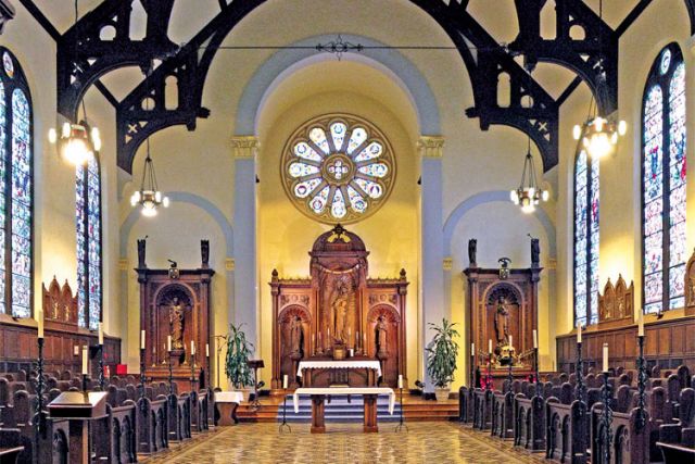 Carmelites help find God within