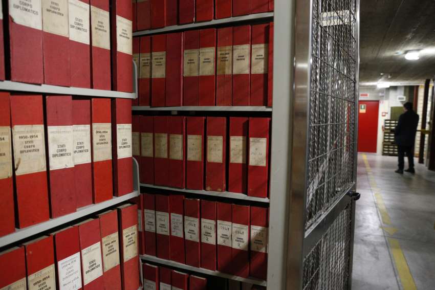 Vatican archivist discovers letter from Jesuit active in Nazi resistance