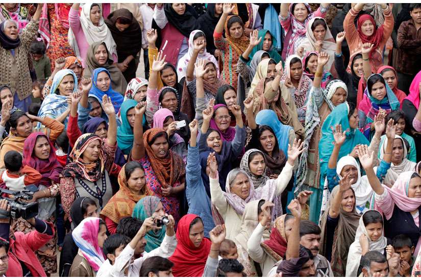 Attack in Pakistan part of wave of anti-Christian violence, Pope says