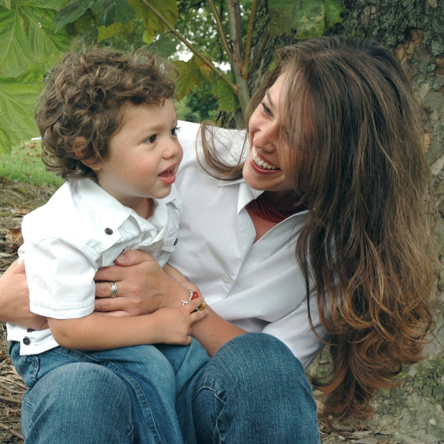 Men and women parent differently: sociologist