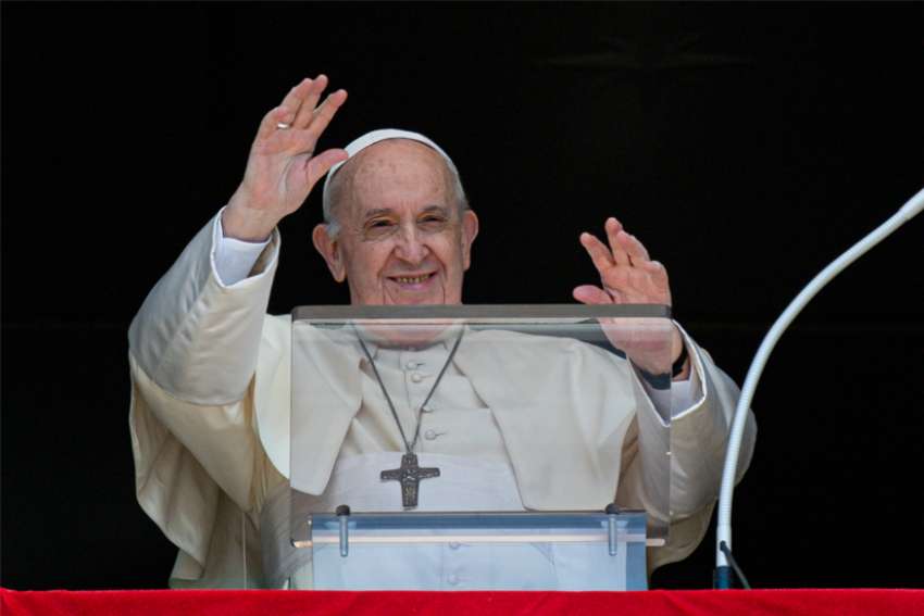At Angelus, Pope Francis prays for Ida victims, Afghan refugees
