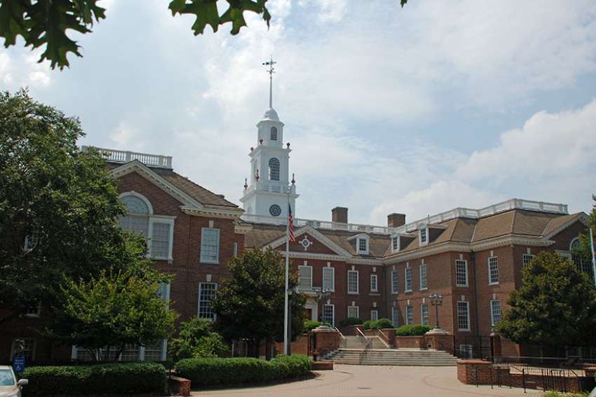 Delaware legislature votes to drop restrictions on abortion