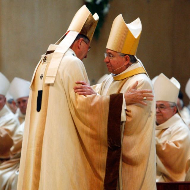 Los Angeles' Cardinal Mahony relieved of public duties for past failure to protect children 