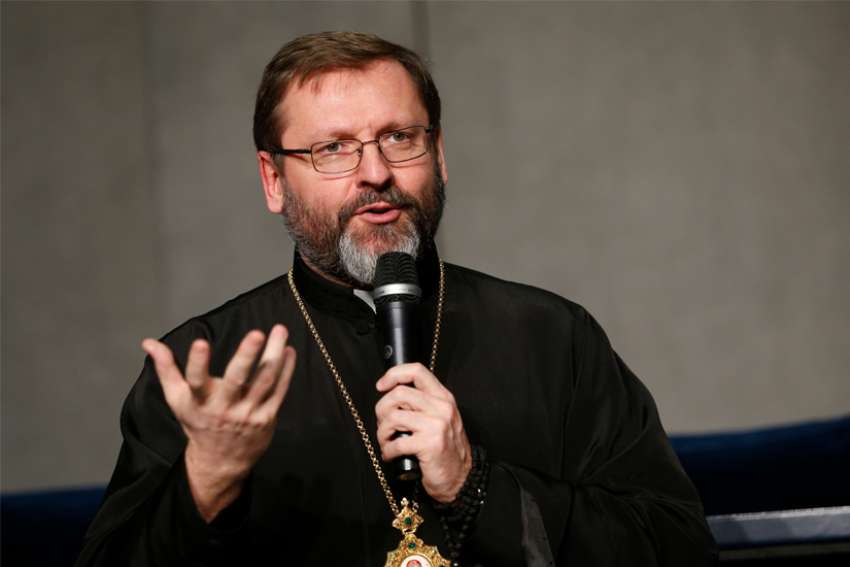 Ukrainian archbishop assures people that God is with them
