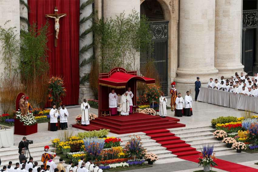 Vatican says Holy Week liturgies must proceed even if pews are empty