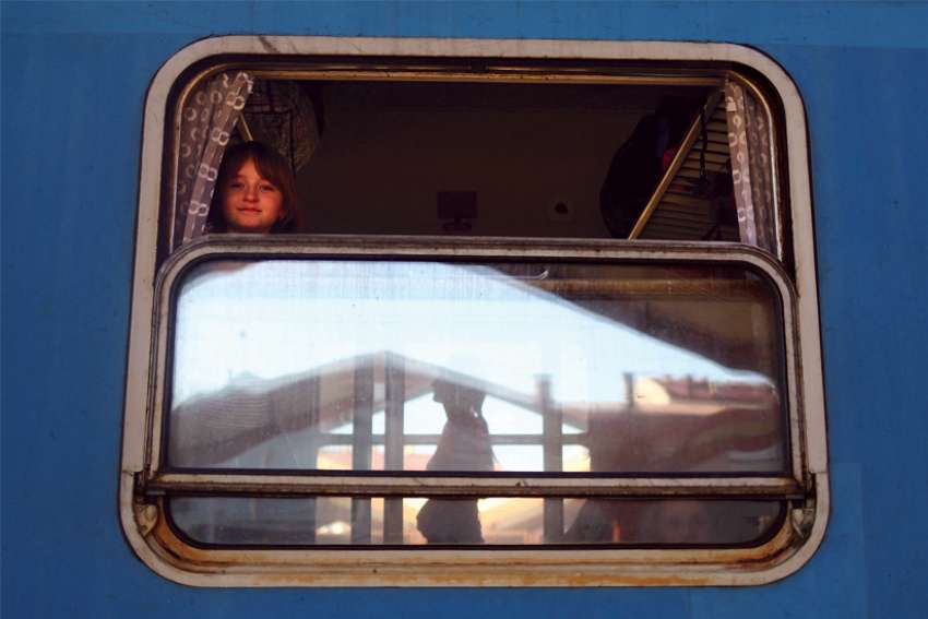Archdiocese to resettle refugees fleeing Ukraine