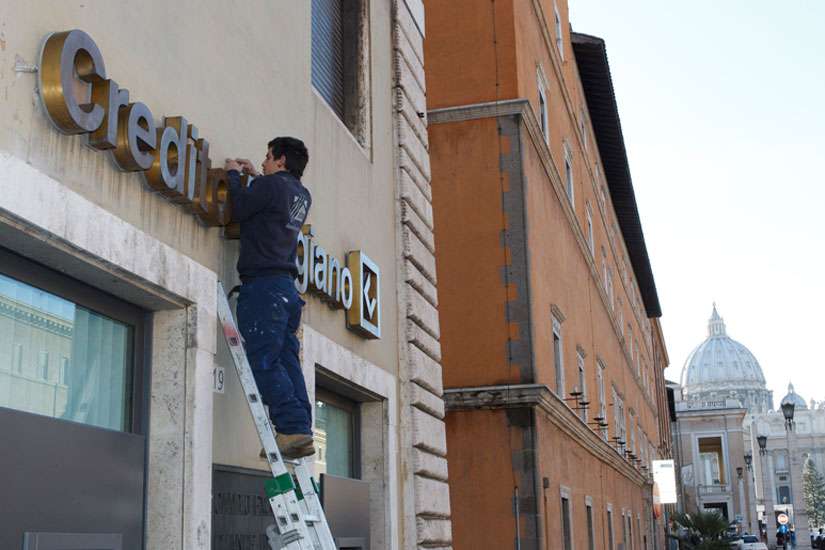 Finance watchdog agency praises Vatican bank reporting system