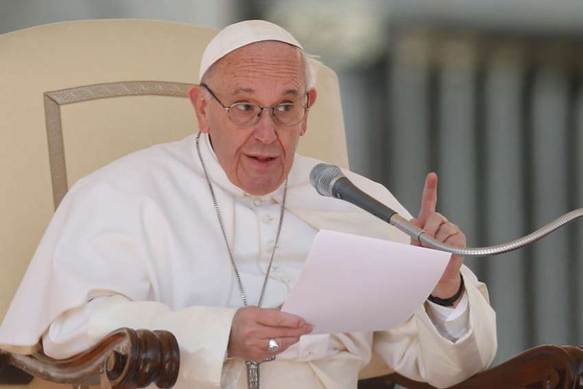 Church more than a flash-mob experience, says Pope in WYD 2017 message