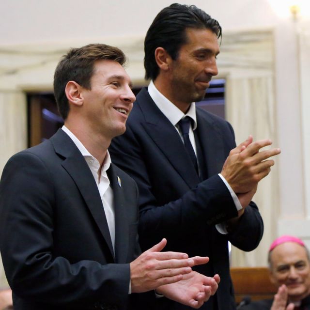 Soccer stars help launch Pontifical Academy of Sciences' school project 