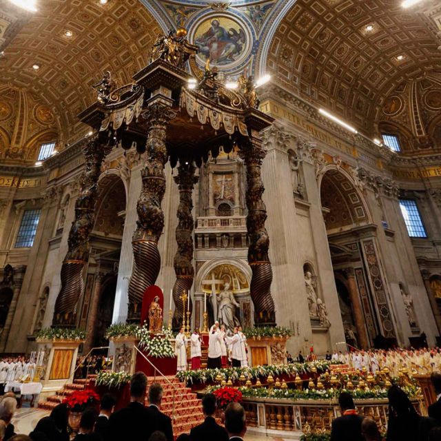 Pope: Time to stop violence, discord, and begin making peace at home 