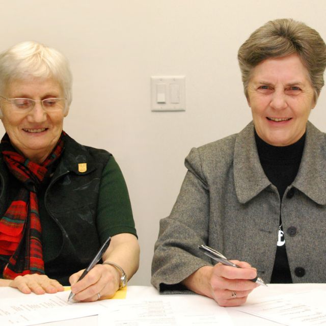 Sisters of Service, St. Joe’s Sisters sign sponsorship deal