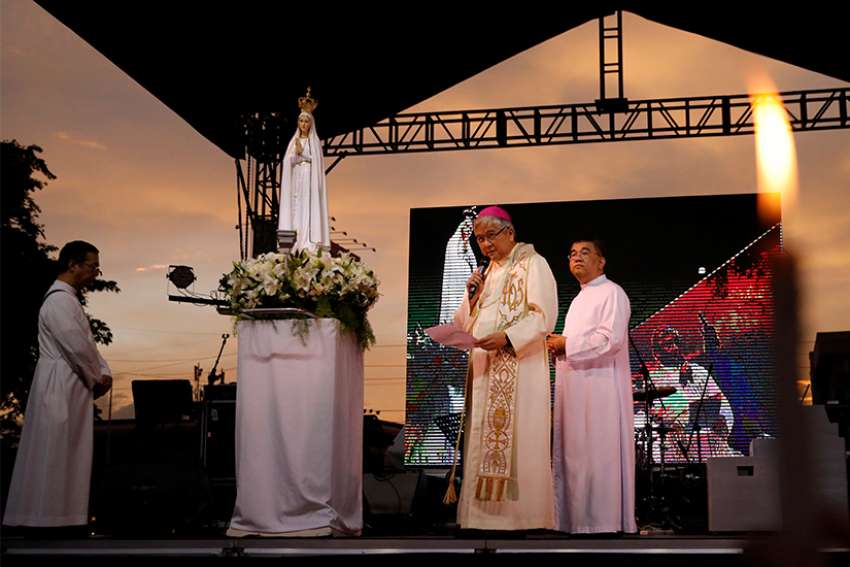Philippine bishops begin prayer vigil to protest deaths in war on drugs