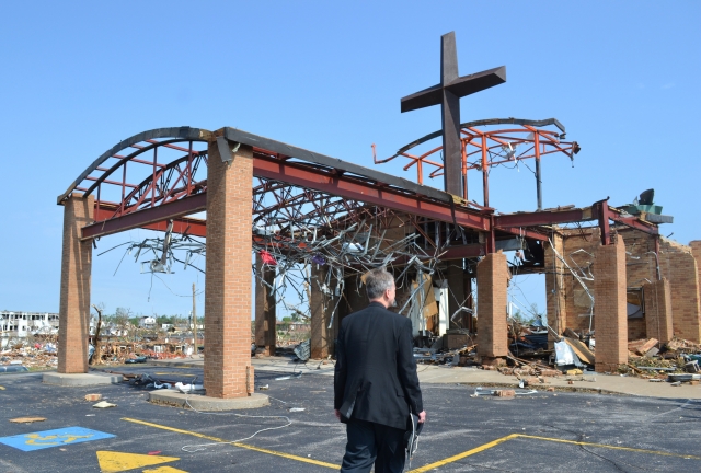 Catholic hospital takes direct hit from Joplin tornado 