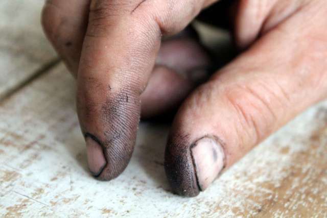 Good priests don't own gloves, they get their hands dirty, says Pope Francis