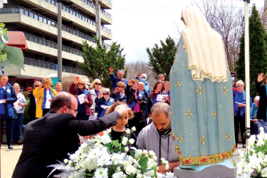 Marian tours criss-cross the nation