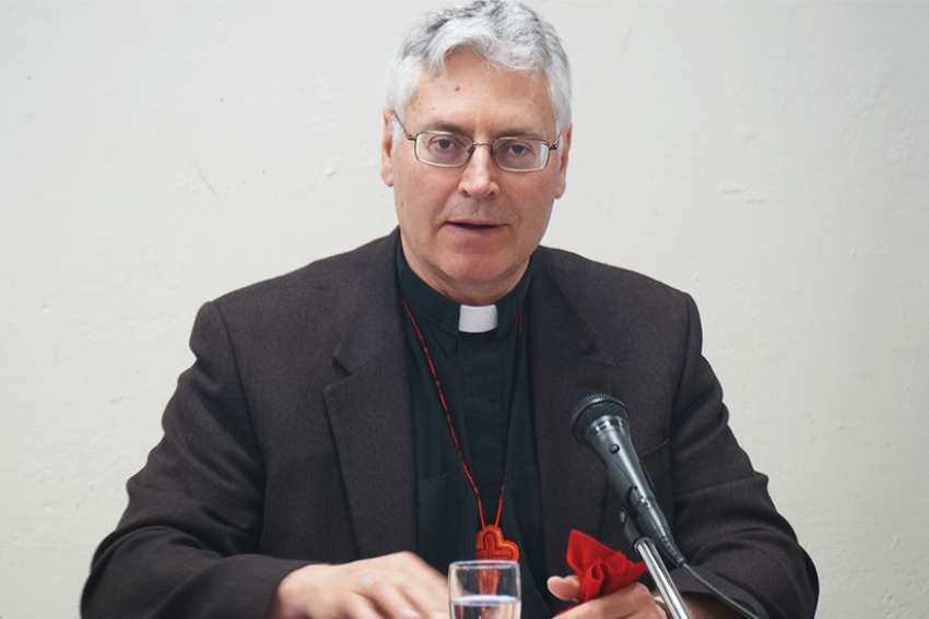 Government seeks help from Catholic coalition to push papal apology