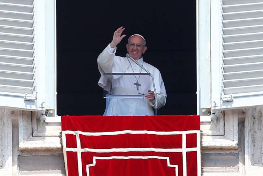 Mercy is key to the life of faith, Pope says on Divine Mercy Sunday