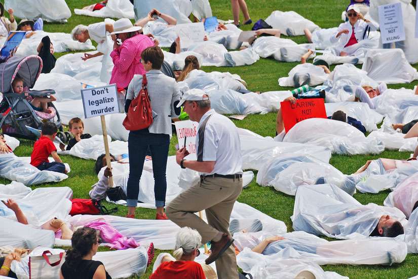 Hundreds take protest against euthanasia to Parliament Hill