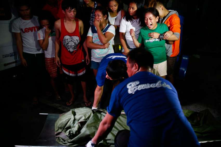 Philippines' brutal drug war prompts outcry from Catholic leaders