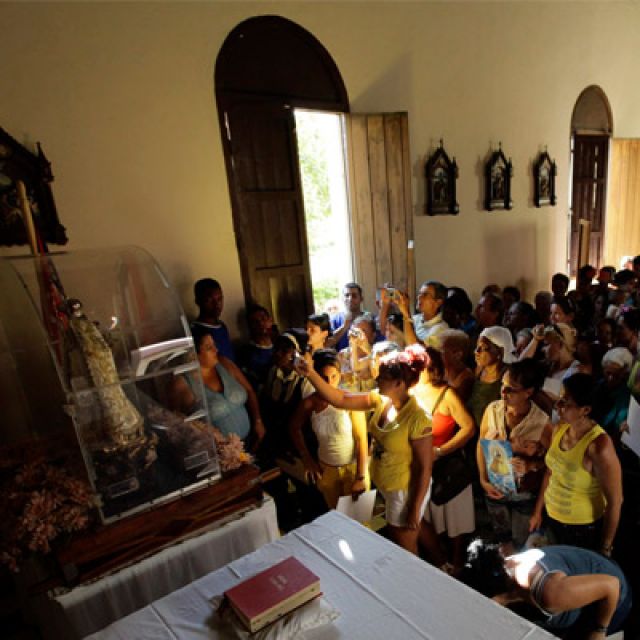 Cuban bishops declare Marian jubilee year, confirm papal visit