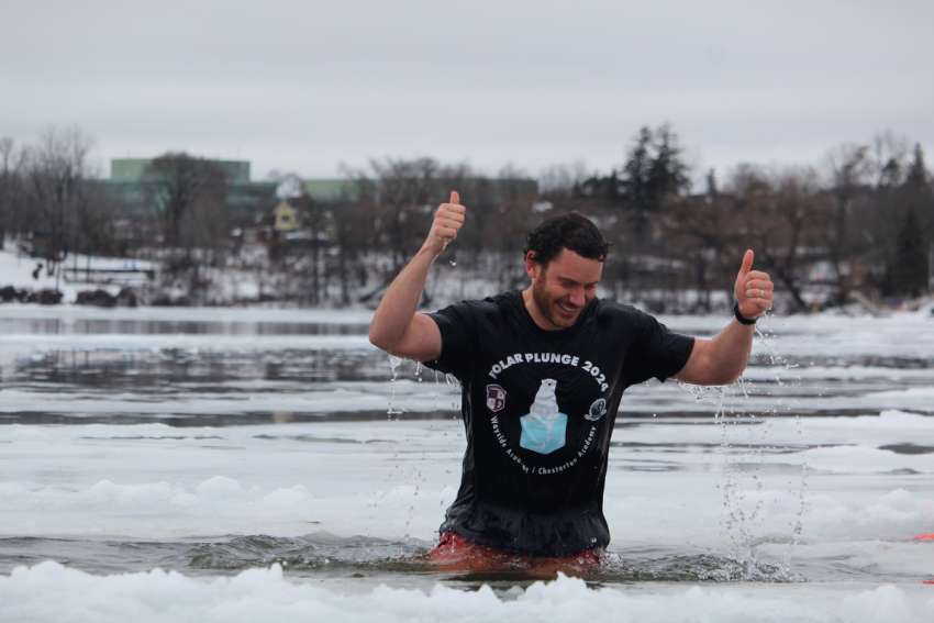 Peterborough principal pays back pupils with polar plunge
