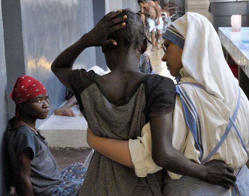 People can find peace by visiting those who suffer, pope says