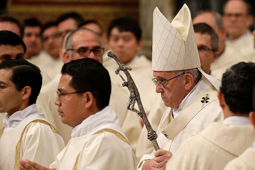 God's greatness can be found in the little things, Pope says