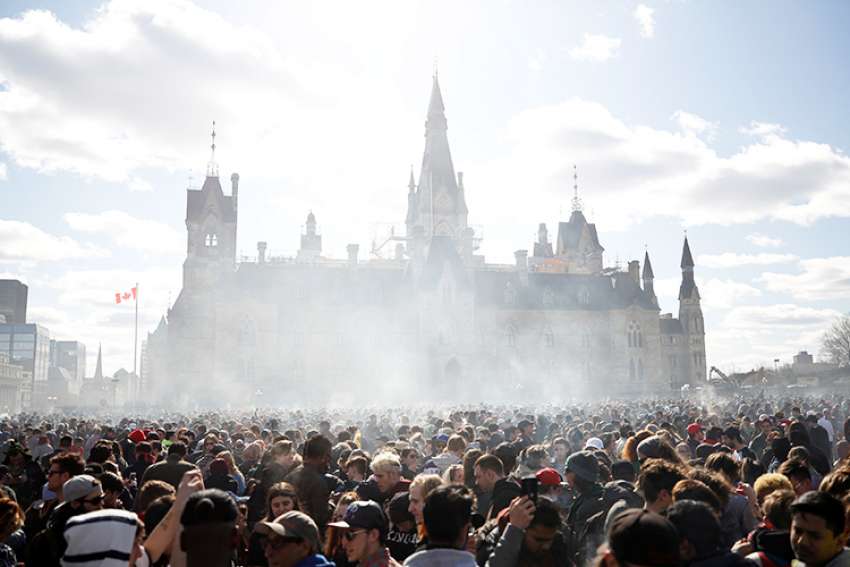 Editorial: Pot-ful of trouble