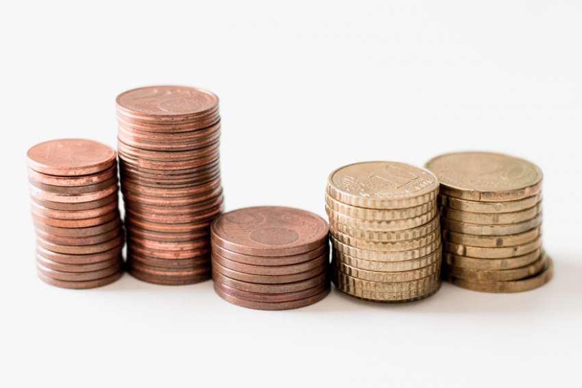 Dioceses learning to deal with cash crunch