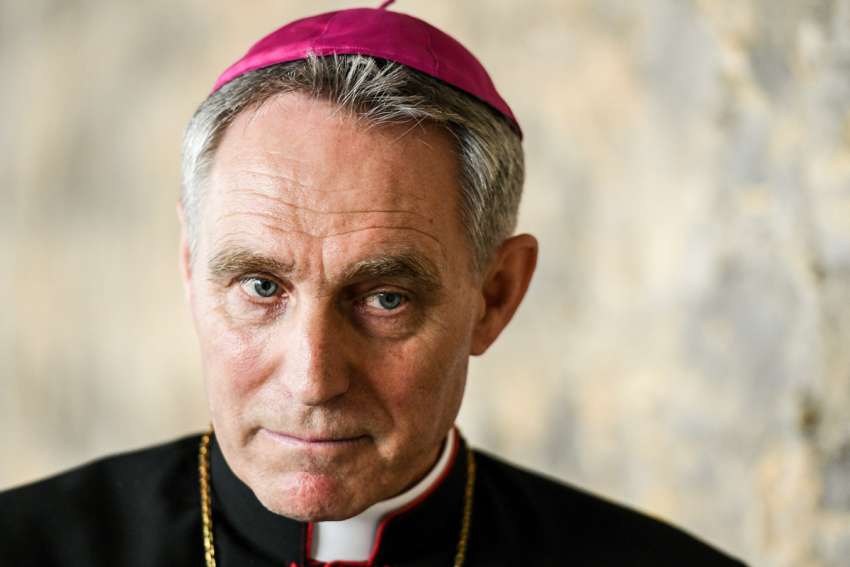 Aide’s book insists Benedict’s resignation one of free will