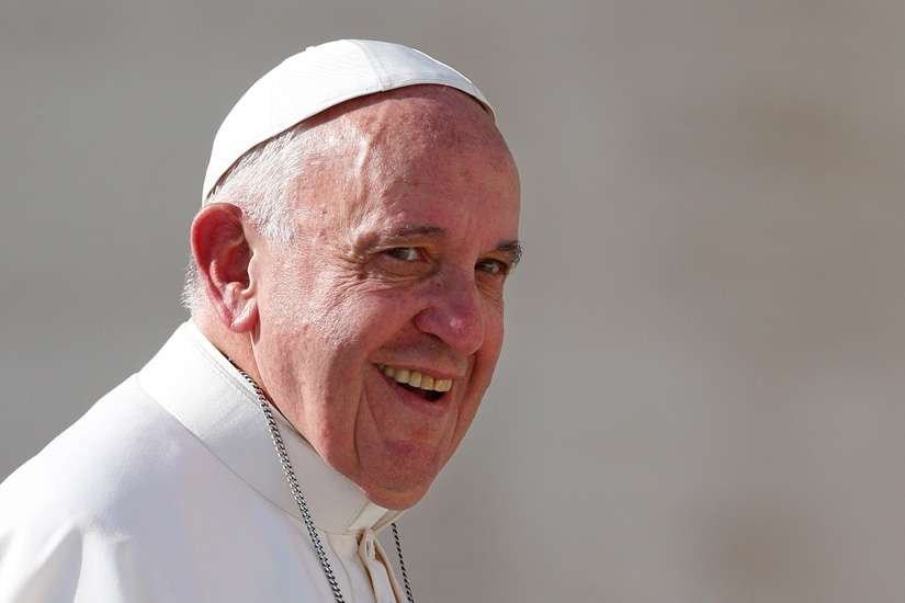 Pope gives interview to homeless vendor, reveals childhood memories