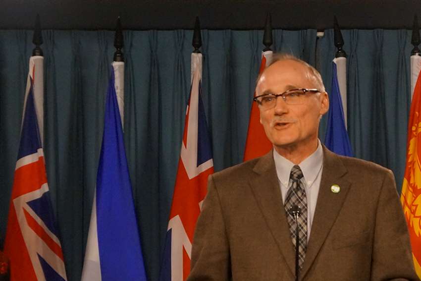 Canadian poverty plan big on promises, short on dollars