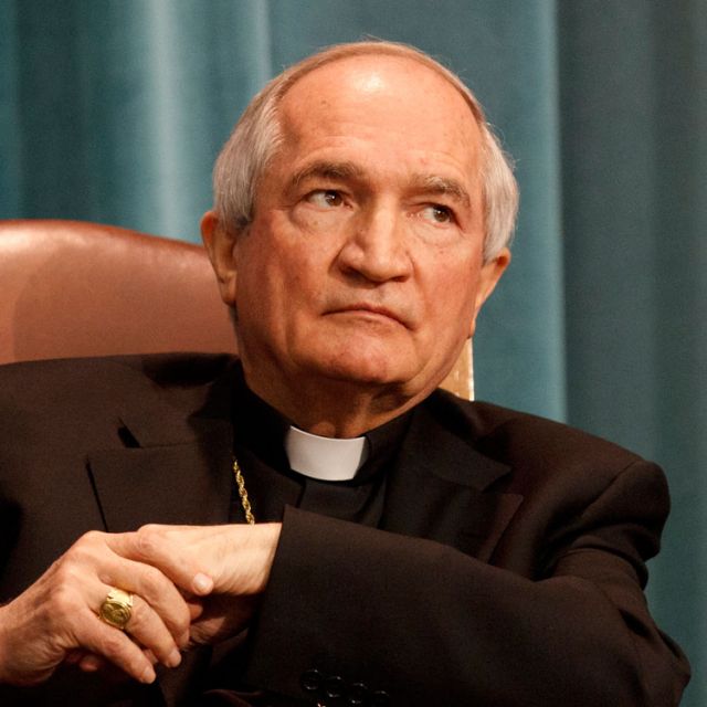 Vatican officials decry persecution of Christians around the world 