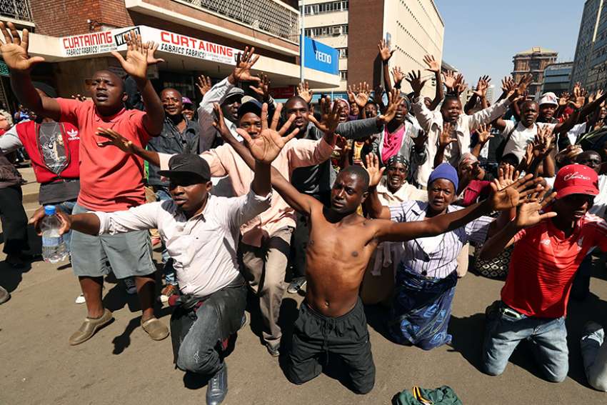 Catholic Church offers to mediate violent Zimbabwe election dispute