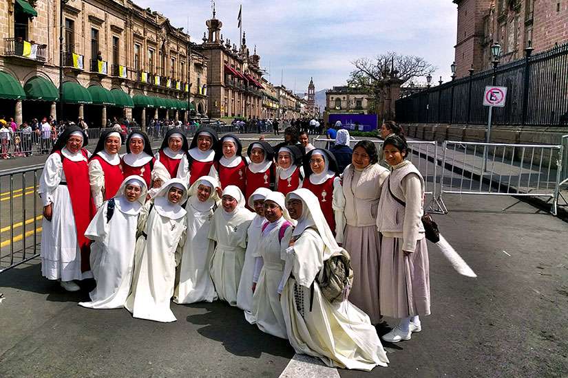 Pope's visit is a call to live a merciful life, cloistered nun says