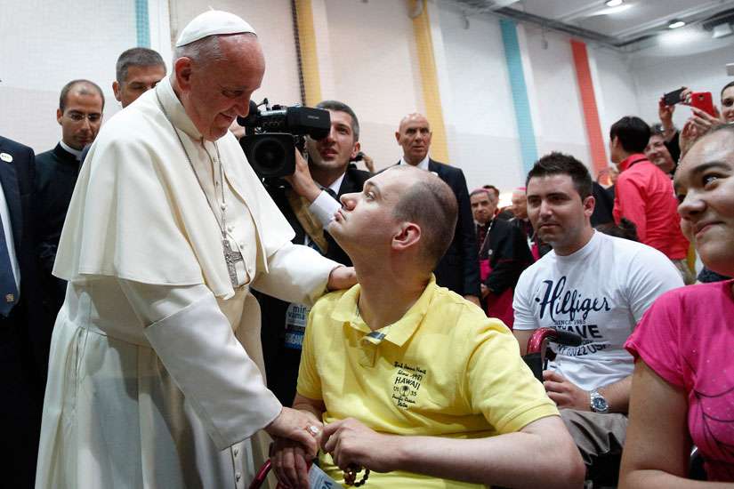 Fight conflict, cruelty with tenderness, sacrifice, Pope tells Catholics