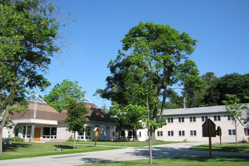 Jesuits planning to close Manresa