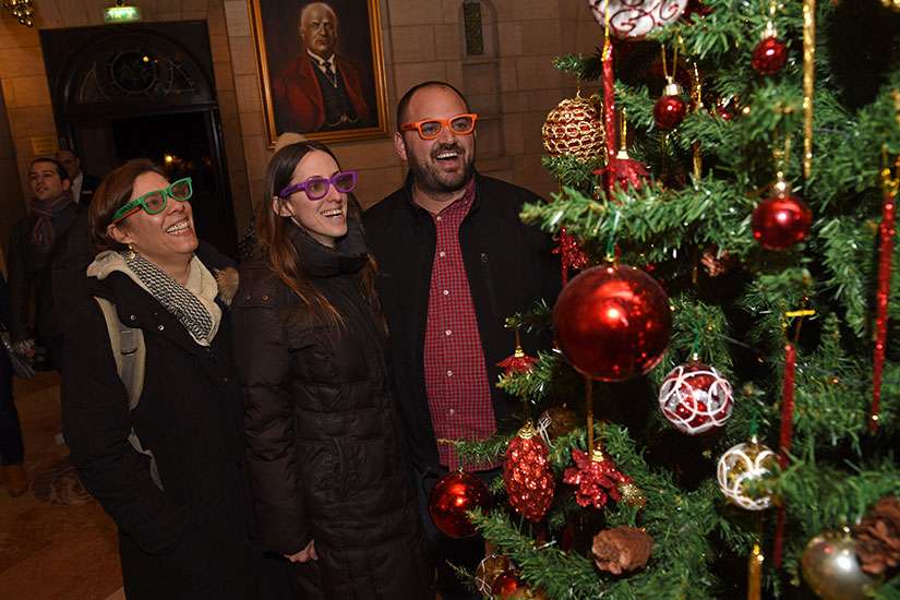 In Israeli cities, Jews show an increase in interest in Christmas