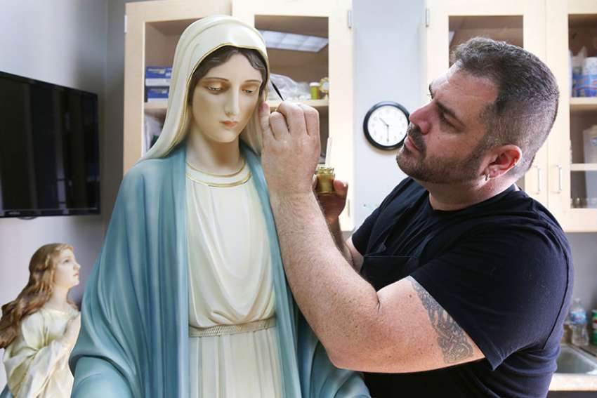 Ohio artist restores religious statues, stirs memories of closed parishes