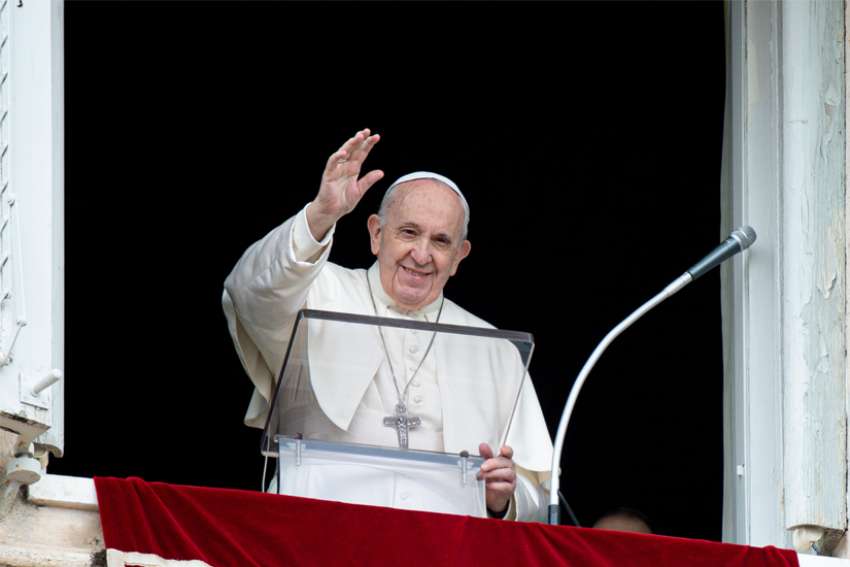 By abiding in Christ, people can do good in the world, Pope Francis says
