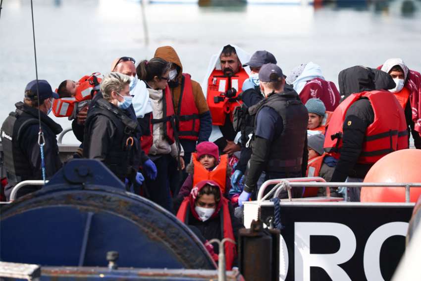UK punishing asylum-seekers, bishops say