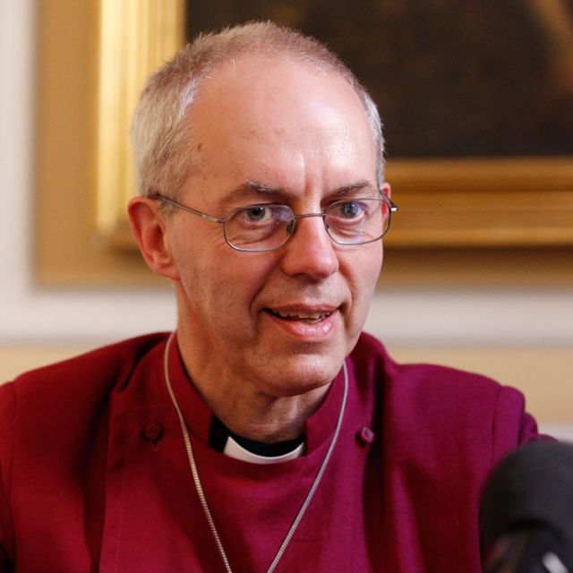Pope, Anglican archbishop pledge to work for unity 
