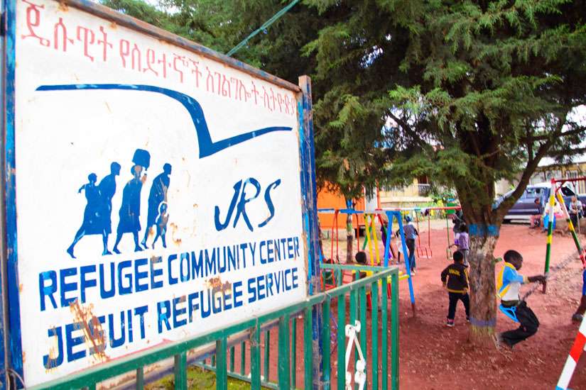 Worldwide refugee numbers pass 65 million