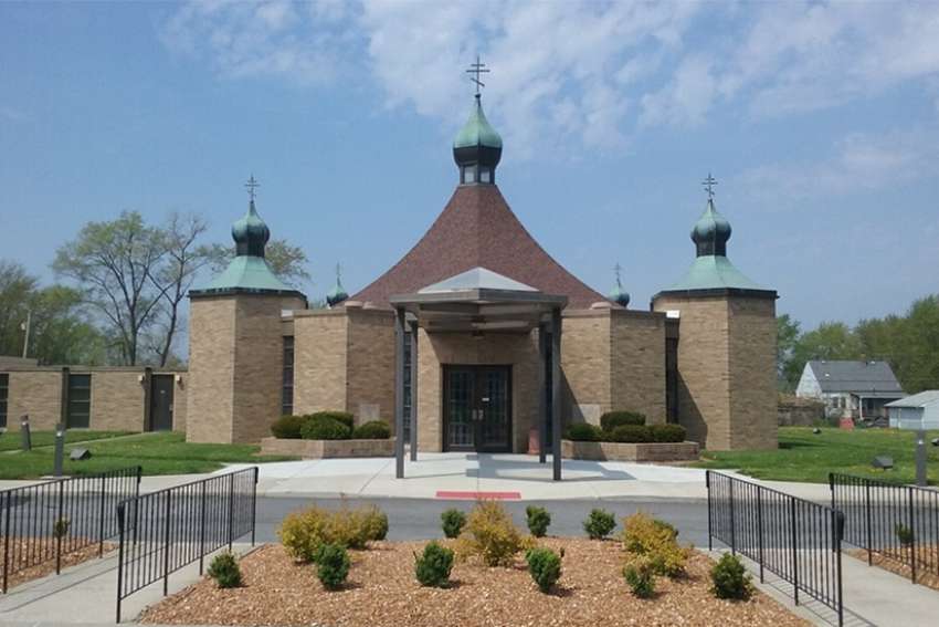 Priest attacked in church; assailant cited retribution for church sex abuse