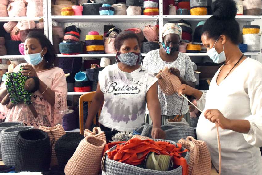 Catholic-supported co-op in Israel helps asylum-seekers during pandemic