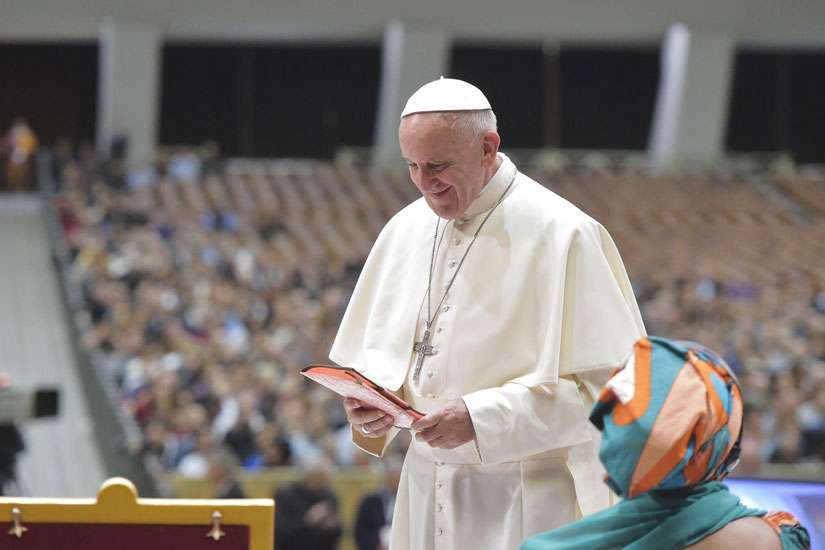 ‘Discern well to avoid becoming lukewarm Christians’