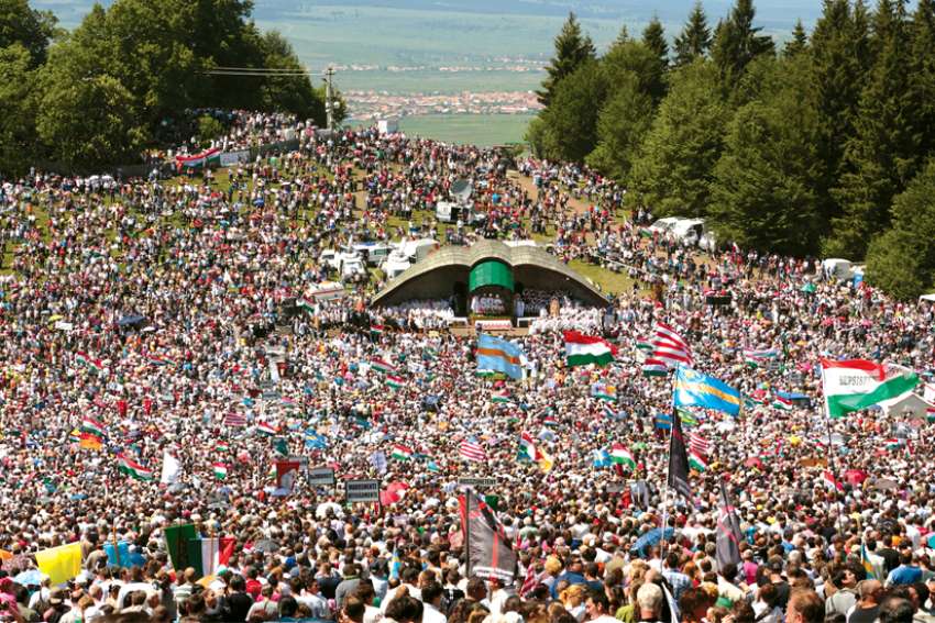 Pope Francis' visit puts light on ethnic Hungarians